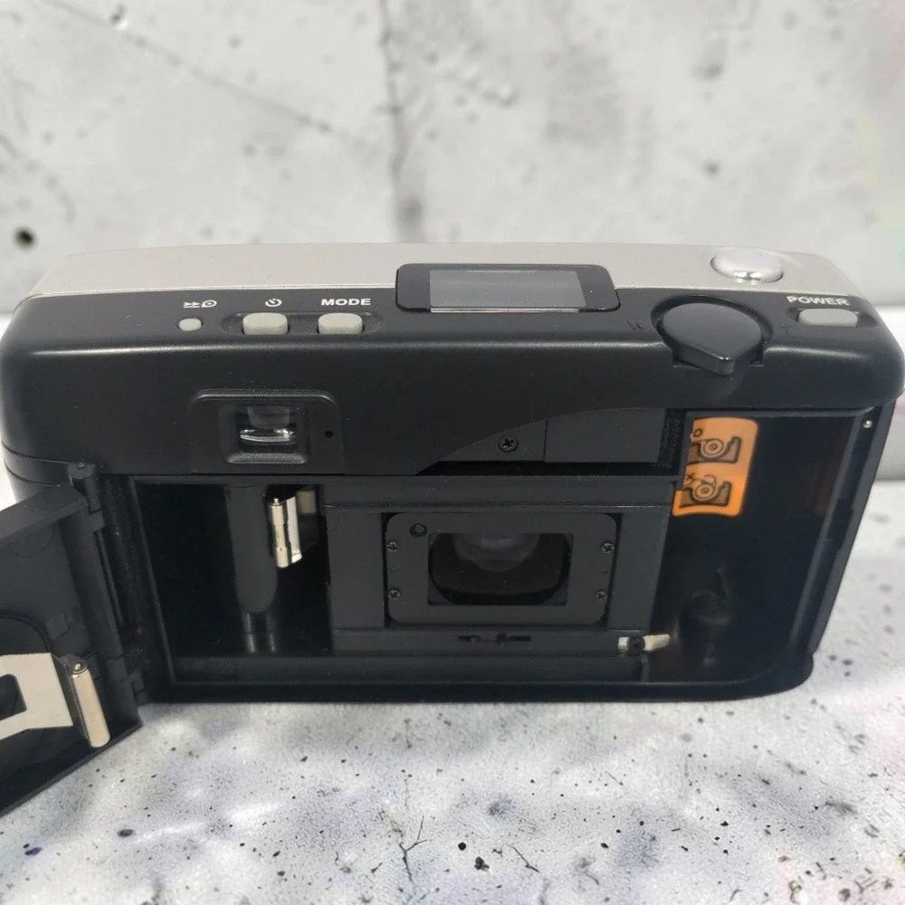VTG Vivitar Series 1 357PZ Quartz Date 35mm Point & Shoot Camera 35-70mm Zoom